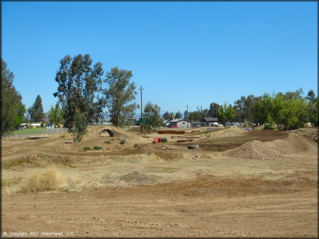 Terrain example at Cycleland Speedway Track