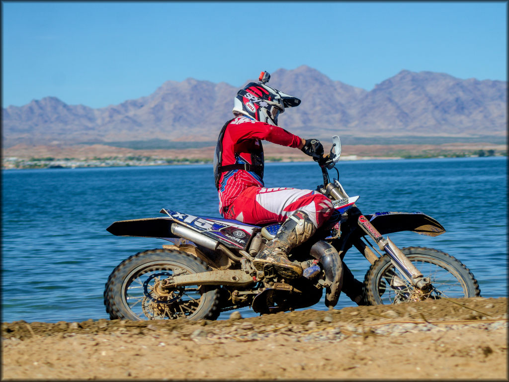 Jeremy Newton races along the shore to a third place finish