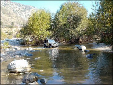 4x4 crossing some water at San Gabriel Canyon OHV Area