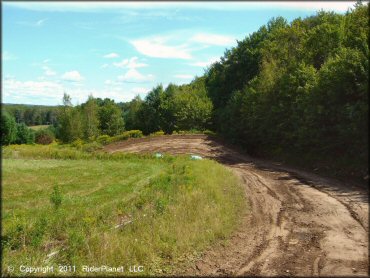 A trail at Thornwood MX Track