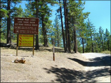 Amenities example at South Camp Peak Loop Trail