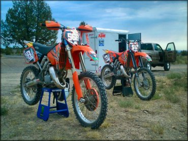 RV Trailer Staging Area and Camping at Radar Hill OHV Area Trail