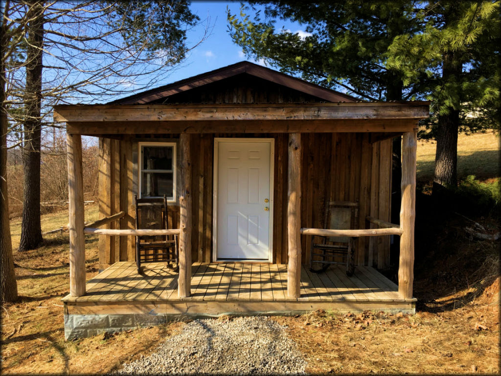 1st Choice Cabin Rentals Trail