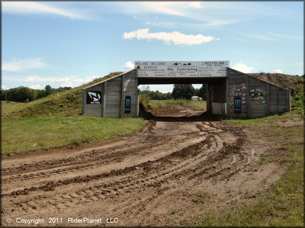 A trail at Thornwood MX Track