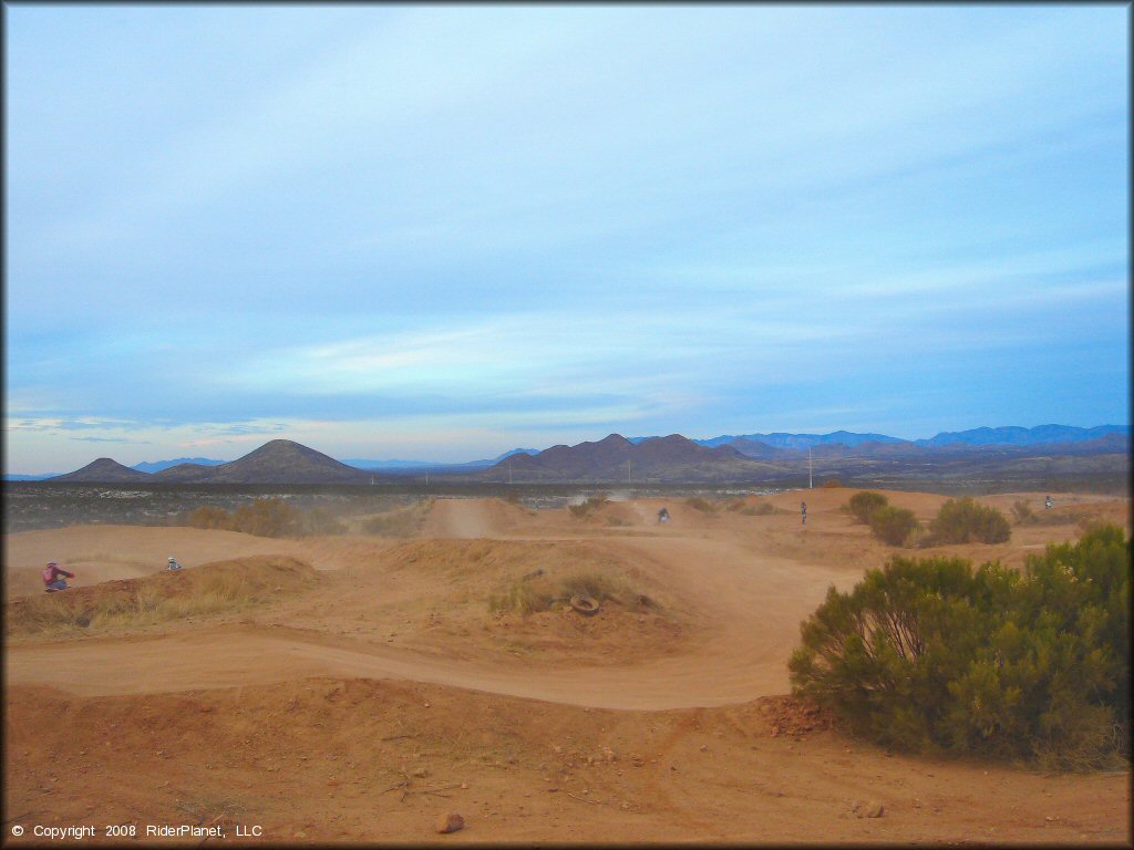 Dirtbike at Nomads MX Track OHV Area