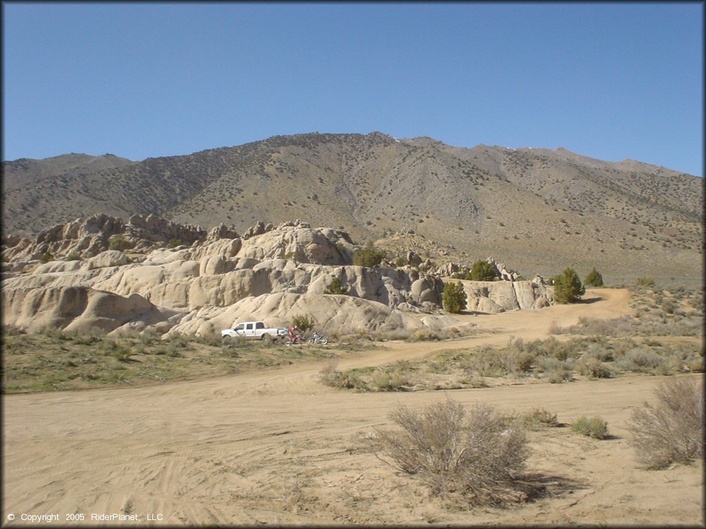 RV Trailer Staging Area and Camping at Moon Rocks Trail