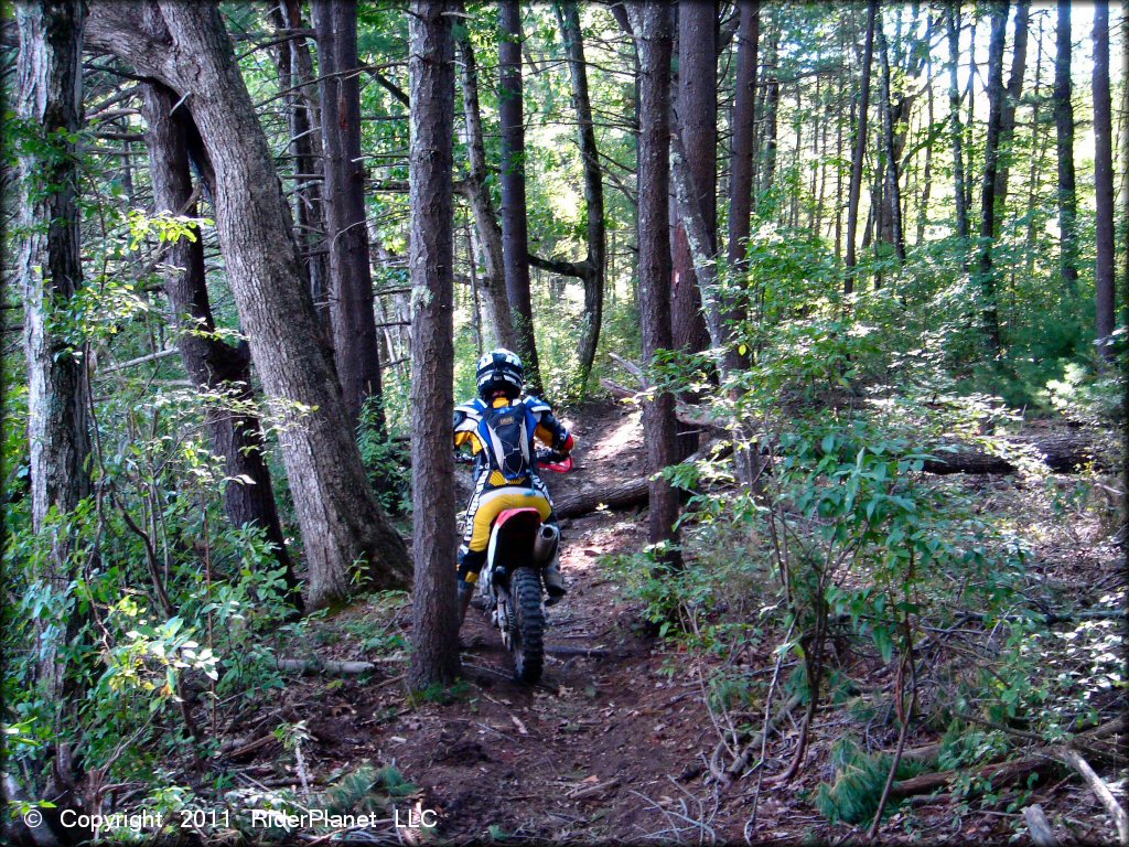 Hodges Village Dam Trail