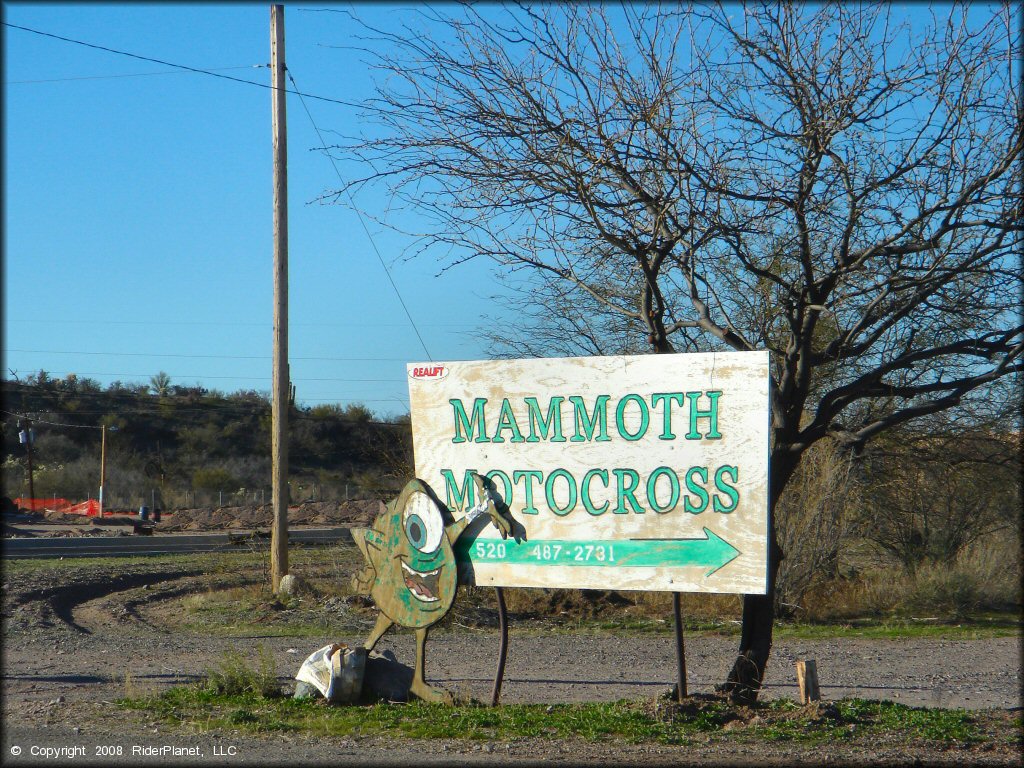 Mammoth MX Track
