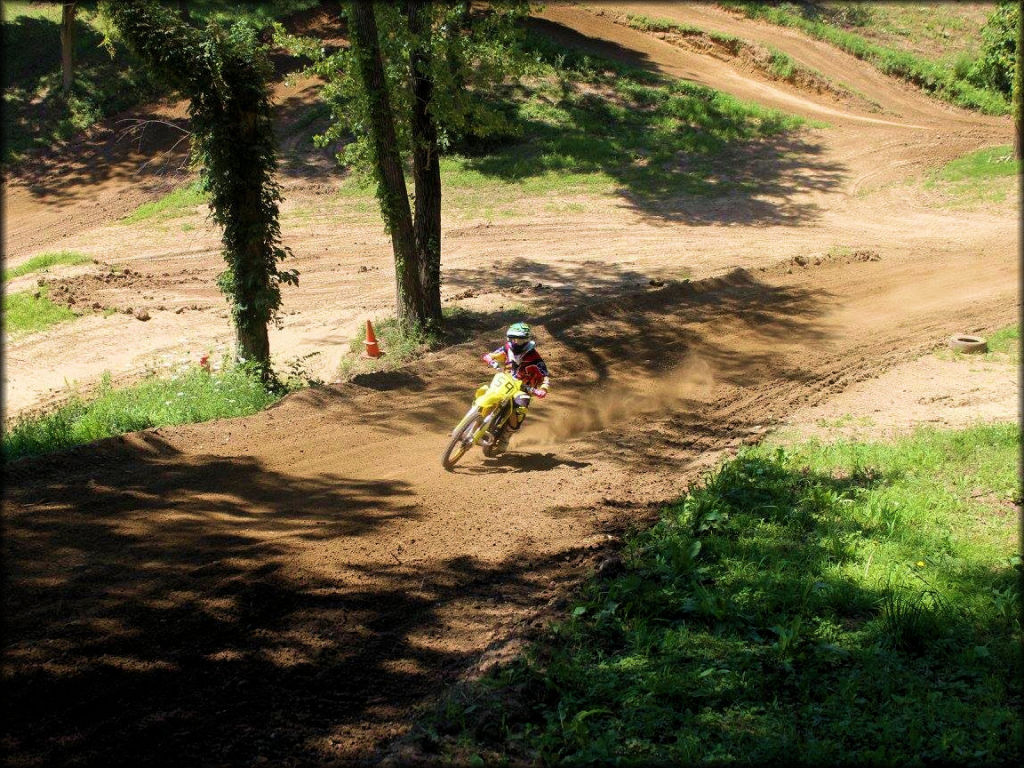 Muddy Waters MX Track