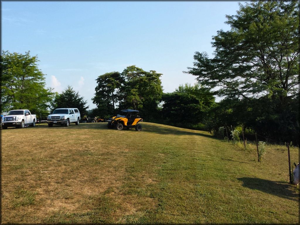 RV Trailer Staging Area and Camping at Harpole's Heartland Lodge and Resort Trail