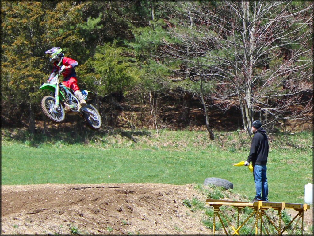 OHV jumping at Echo Valley Farm Motocross Track