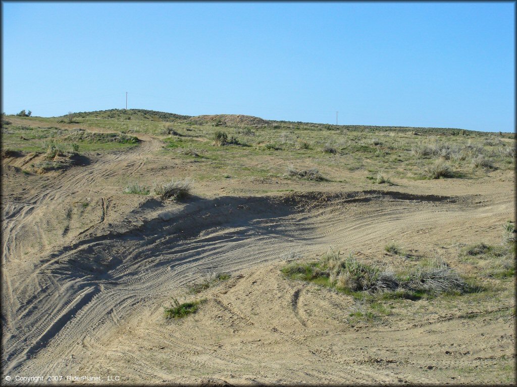 A trail at Tomera MX Track OHV Area