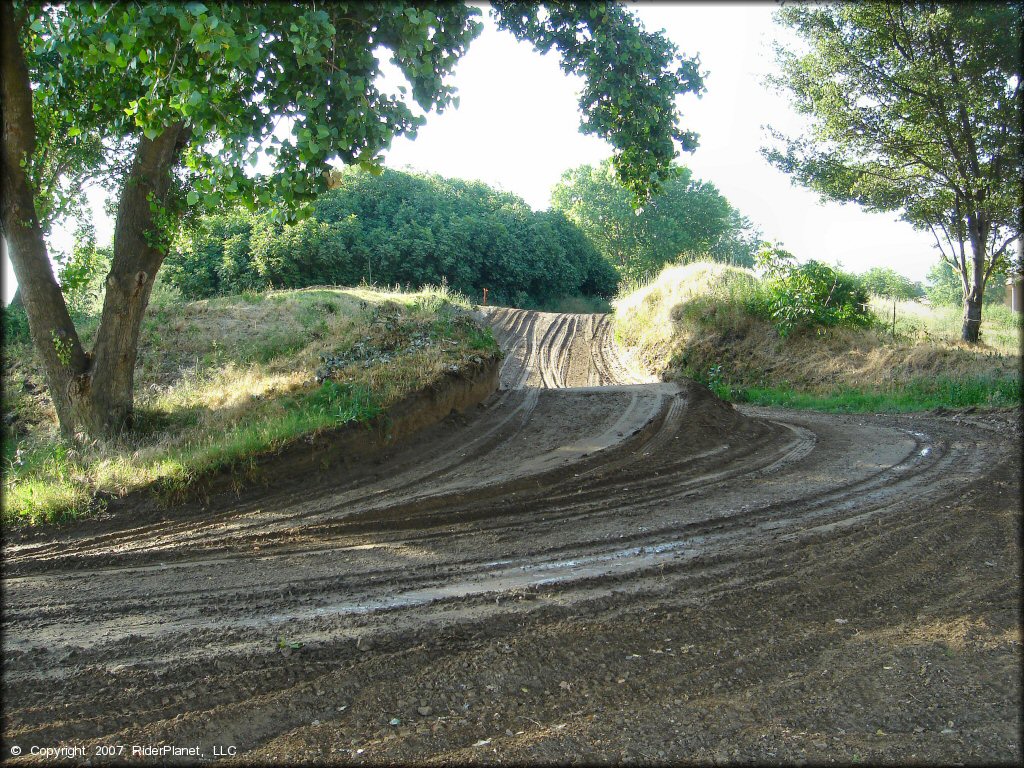 A trail at E-Street MX Track